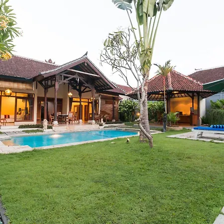 Bali Royal Heritage Villas