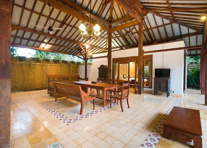 Bali Royal Heritage Hotel Dalung (Bali)
