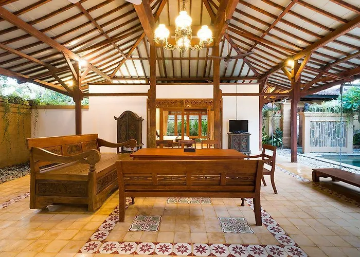 Bali Royal Heritage Hotel 4*